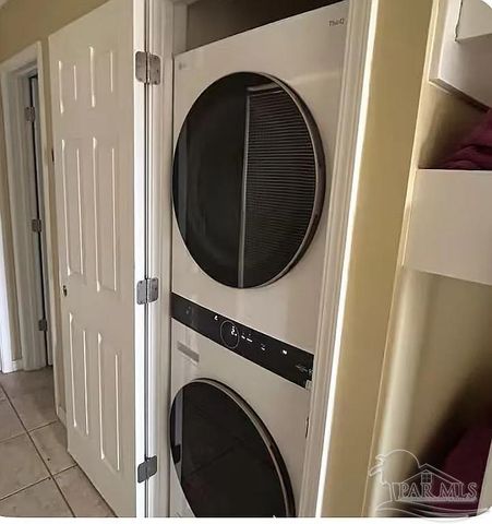 8496 Gulf Blvd 413, Navarre, FL 32566