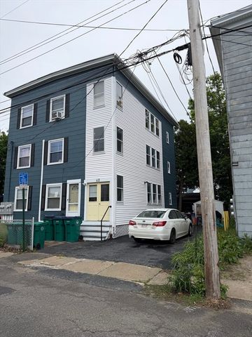 40 Edwards St, Fitchburg, MA 01420