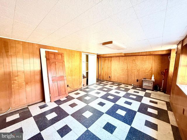 12004 SALINA PL, Philadelphia, PA 19154