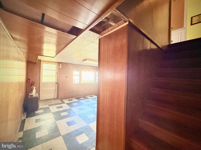 12004 SALINA PL, Philadelphia, PA 19154