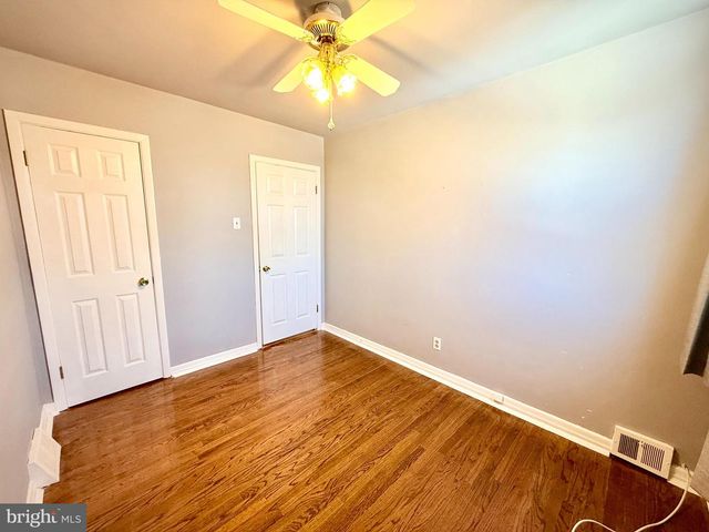 12004 SALINA PL, Philadelphia, PA 19154