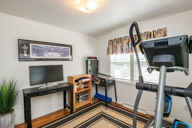47 Sharon Rd, Hamilton, MA 01982