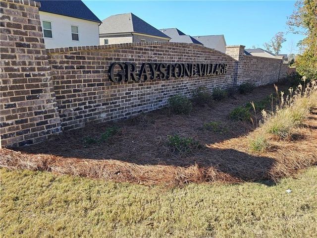 194 Green Love Lane, Grayson, GA 30017