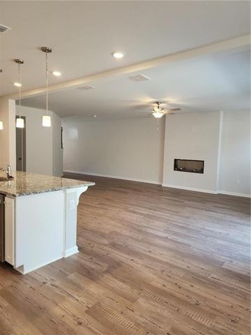 194 Green Love Lane, Grayson, GA 30017