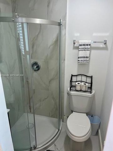 6301 SW 59th Pl, South Miami, FL 33143