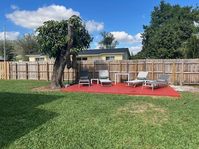 6301 SW 59th Pl, South Miami, FL 33143