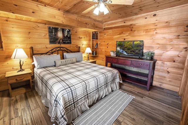 832 Scenic Mountain View Road, Blue Ridge, GA 30513