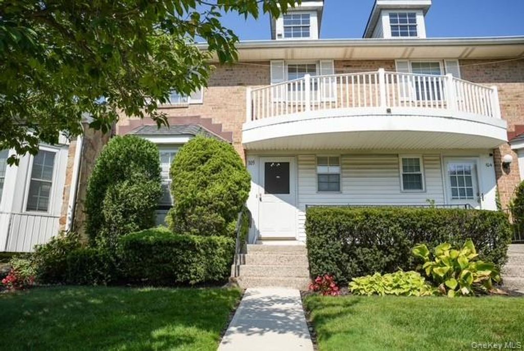105 Glen Way, Syosset, NY 11791 — exterior
