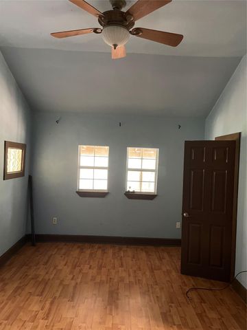 225A Old 71 A, Cedar Creek, TX 78612