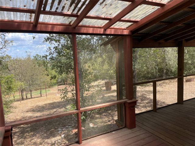 225A Old 71 A, Cedar Creek, TX 78612