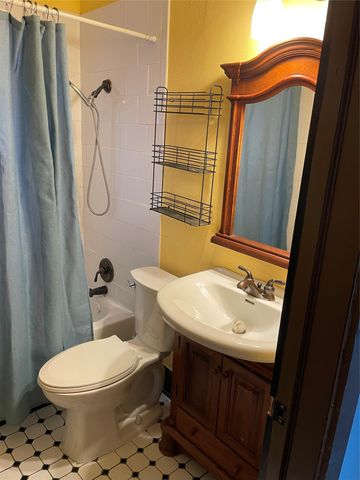 225A Old 71 A, Cedar Creek, TX 78612