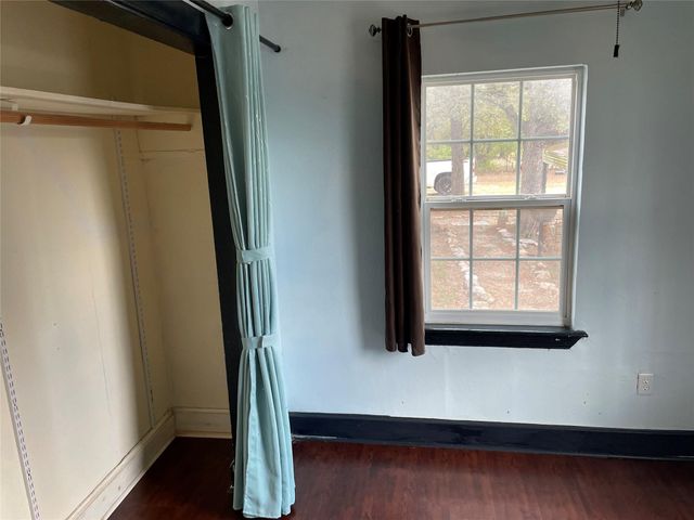 225A Old 71 A, Cedar Creek, TX 78612