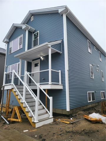 729 Potters Avenue, Providence, RI 02907