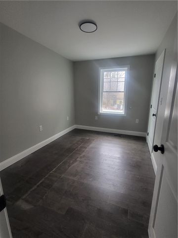 729 Potters Avenue, Providence, RI 02907