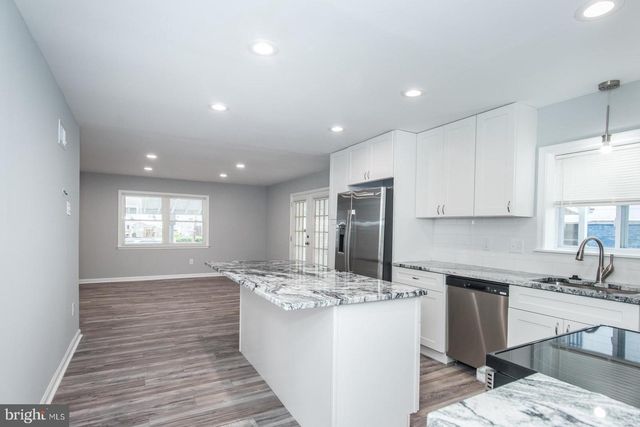 2410 LIBERATOR ST, Levittown, PA 19057