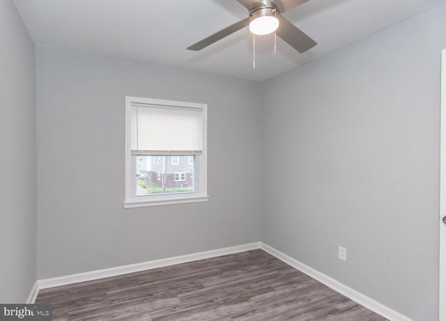 2410 LIBERATOR ST, Levittown, PA 19057