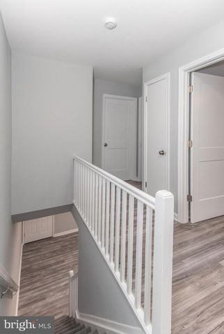 2410 LIBERATOR ST, Levittown, PA 19057