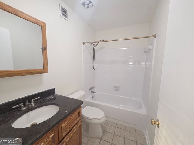 1201 Old Hammond Chase, Sandy Springs, GA 30350
