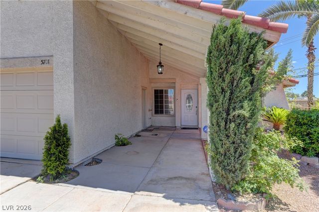 5701 Capitola Avenue, Las Vegas, NV 89108