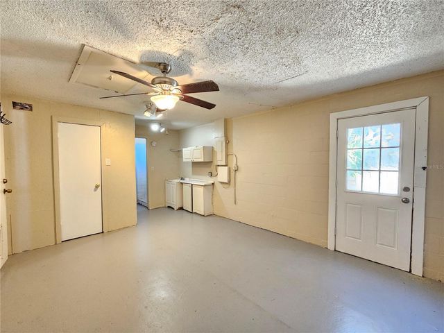 6324 LOMAND AVENUE, New Port Richey, FL 34653