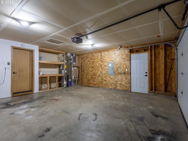 304 E WILSON St, Yacolt, WA 98675