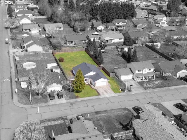 304 E WILSON St, Yacolt, WA 98675