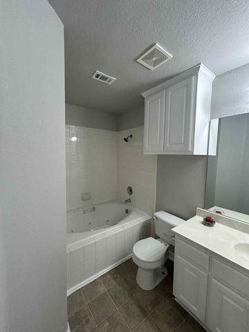 1512 Parkfield CIR, Round Rock, TX 78664