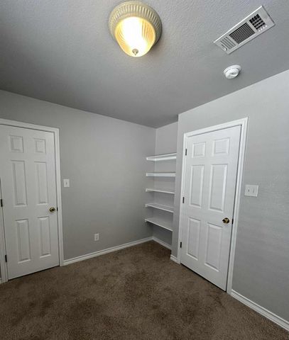 1512 Parkfield CIR, Round Rock, TX 78664