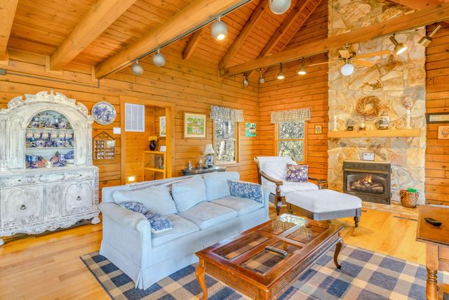 97 OVERLOOK LN, Burgess, VA 22432