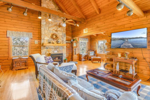 97 OVERLOOK LN, Burgess, VA 22432