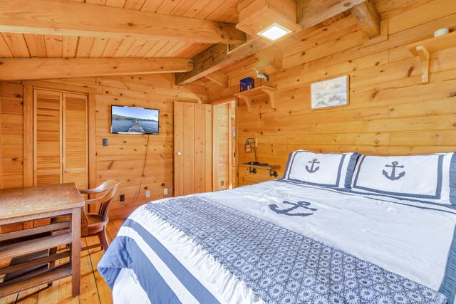 97 OVERLOOK LN, Burgess, VA 22432