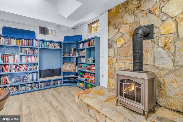 97 OVERLOOK LN, Burgess, VA 22432