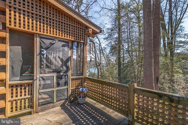 97 OVERLOOK LN, Burgess, VA 22432