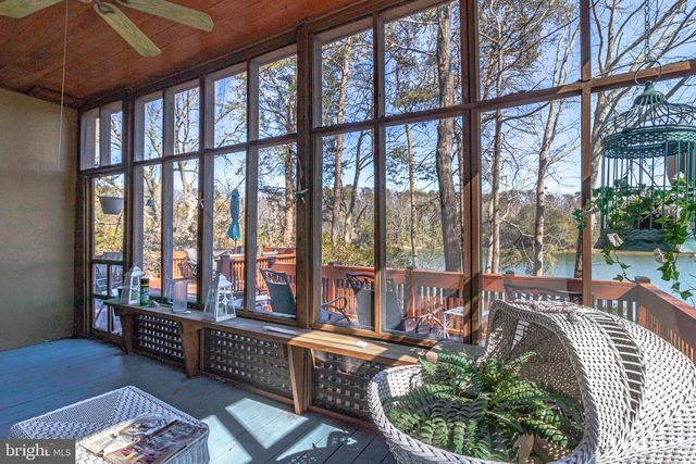 97 OVERLOOK LN, Burgess, VA 22432