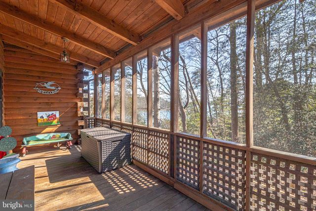 97 OVERLOOK LN, Burgess, VA 22432