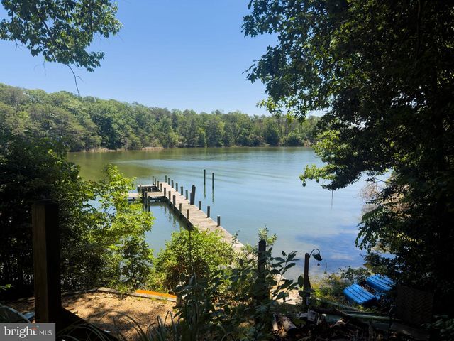97 OVERLOOK LN, Burgess, VA 22432