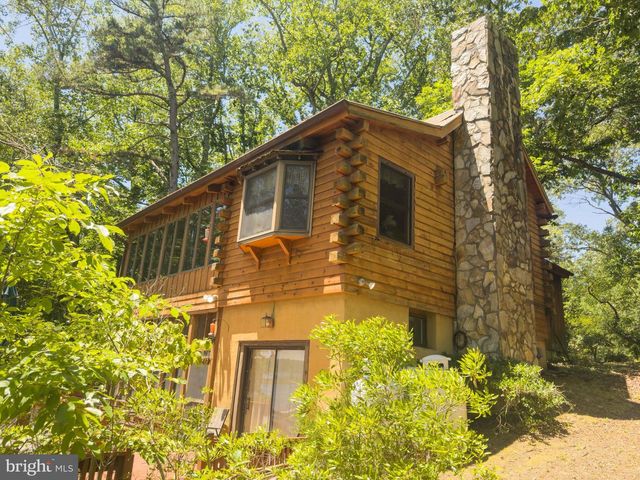 97 OVERLOOK LN, Burgess, VA 22432