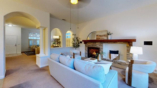 127 Douglas Dr, Lincoln, CA 95648