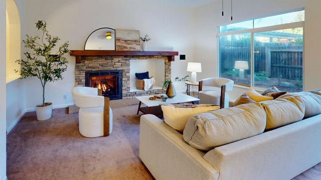 127 Douglas Dr, Lincoln, CA 95648