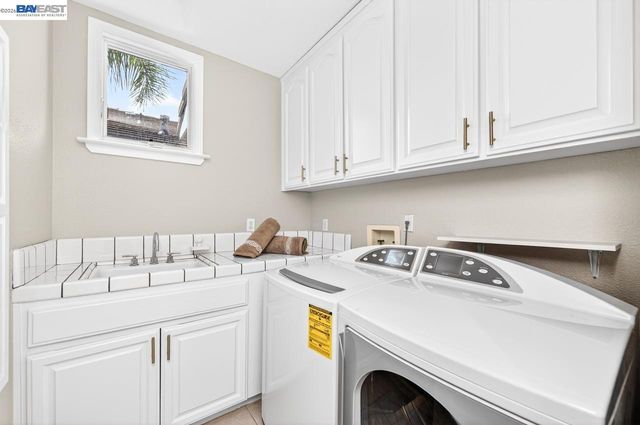 7844 Cypress Creek Ct, Pleasanton, CA 94588