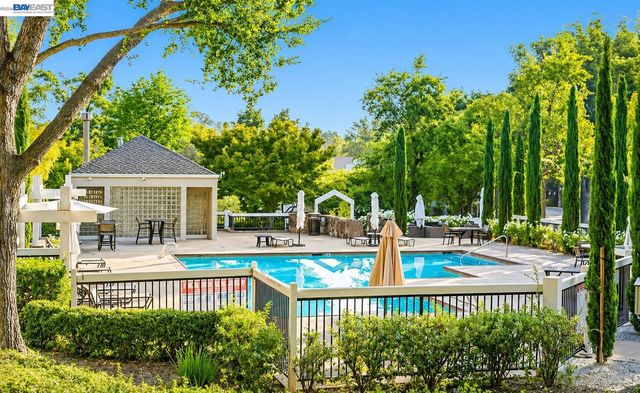 7844 Cypress Creek Ct, Pleasanton, CA 94588