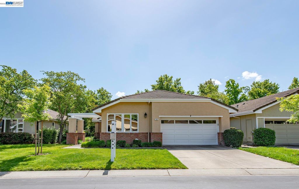 7844 Cypress Creek Ct, Pleasanton, CA 94588