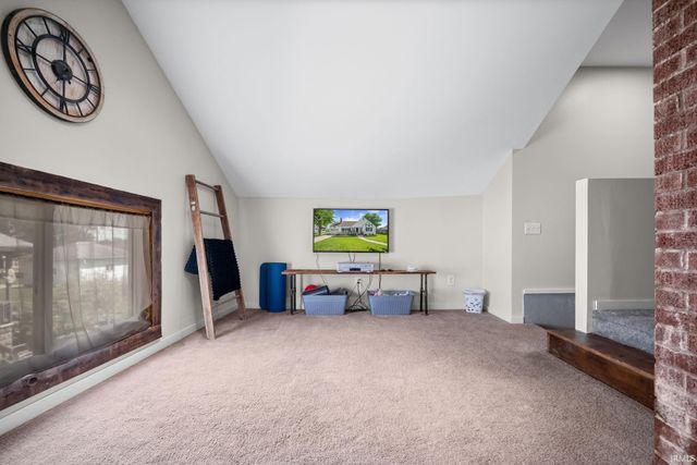 305 E 3Rd Street, Brookston, IN 47923