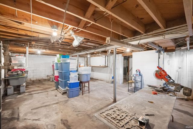 305 E 3Rd Street, Brookston, IN 47923