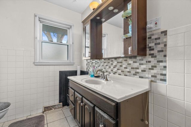 3716 Marquette STREET, Racine, WI 53402