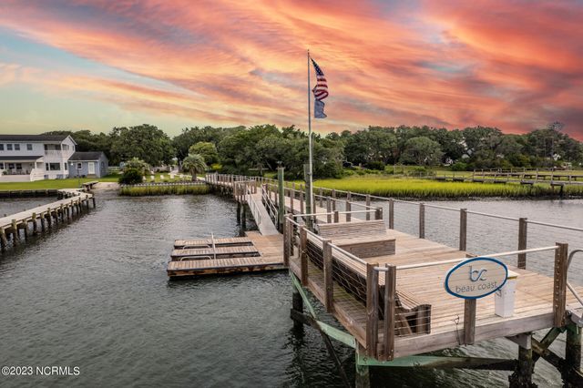 223 Great Egret Way, Beaufort, NC 28516