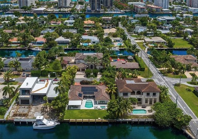 524 Oleander Drive, Hallandale Beach, FL 33009