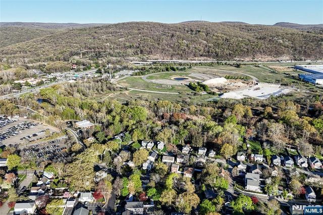 36 Hines, Mahwah, NJ 07430