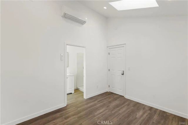 552 N Cambridge St, Orange, CA 92867