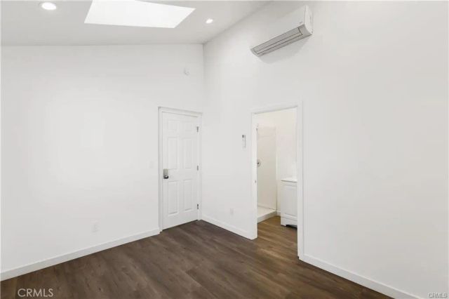 552 N Cambridge St, Orange, CA 92867